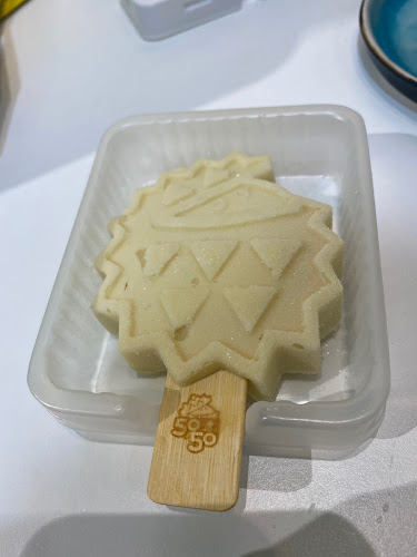 Comentarii opinii despre DurianBB Singapore