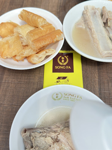 133 New Bridge Rd, #01-04 Chinatown Point, Singapore 059413