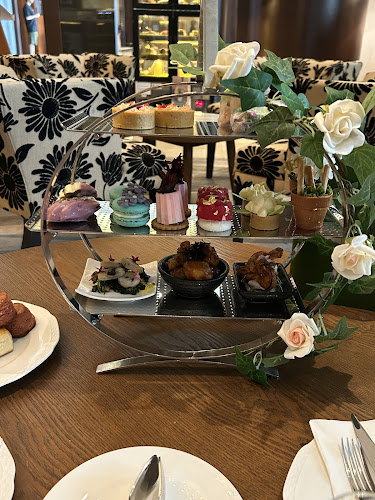 Crossroads Bar - Singapore