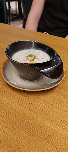 930 Yishun Ave 2, #01-113 / 114, Singapore 768019