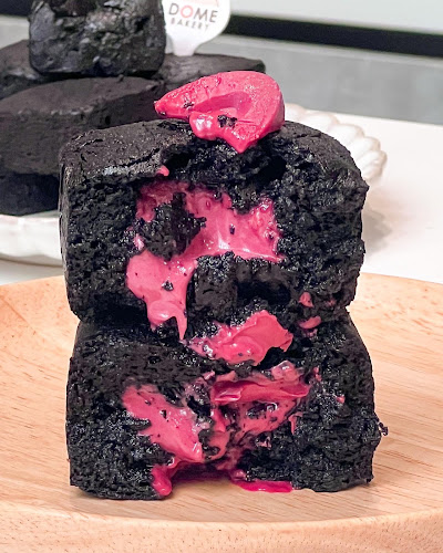 Comentarii opinii despre Dome Bakery - Fudgy Brownies & Bakes