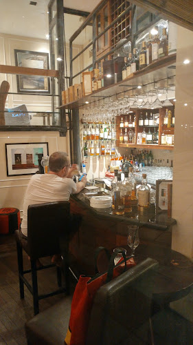 Comentarii opinii despre The Connoisseur Divan