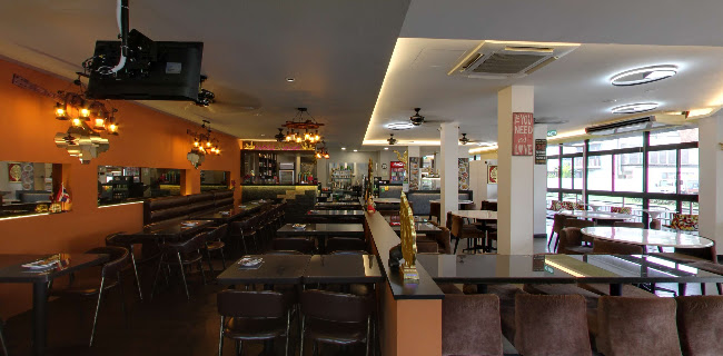 Comentarii opinii despre Naowarat Thai Cuisine