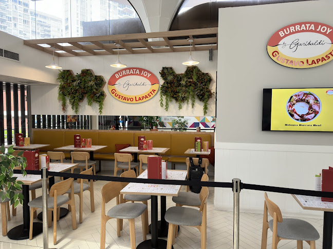 Burrata Joy & Gustavo Lapasta Katong V