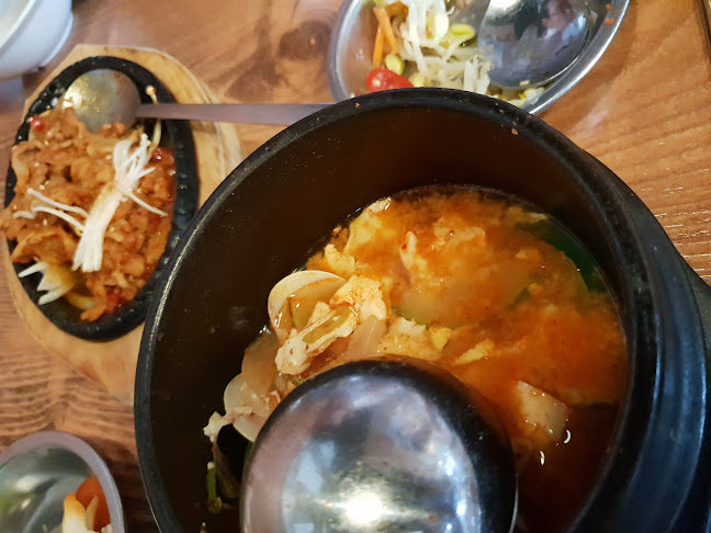 106 Clementi Street 12, #01-58/60, Singapore 120106