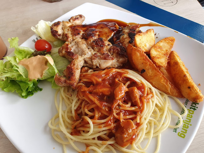 Bukit Panjang Hawker Centre & Market - Singapore