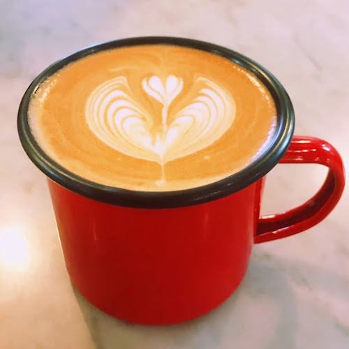 Comentarii opinii despre Strangers @ Work