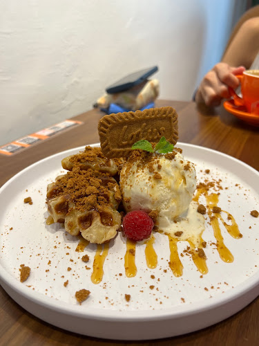 252 South Bridge Rd, Singapore 058801