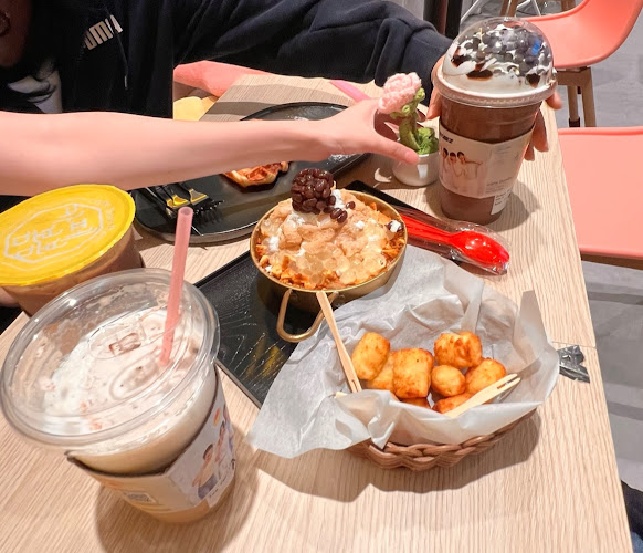 Tampines Central 1, #04-14 10, Singapore 529536