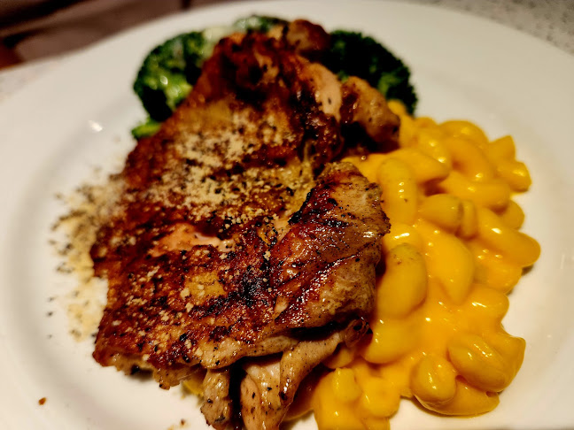 Comentarii opinii despre iSTEAKS @ Star Vista