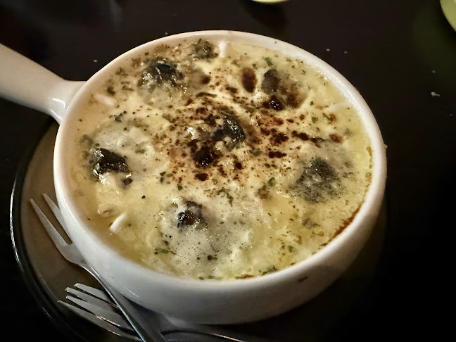 Perle Noire Oyster & Grill Bar (Holland Village)