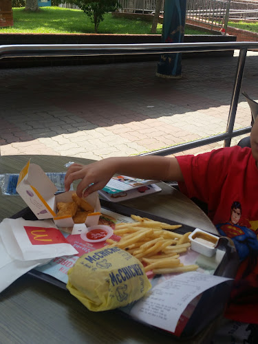 Comentarii opinii despre McDonald's Yishun Ring Road