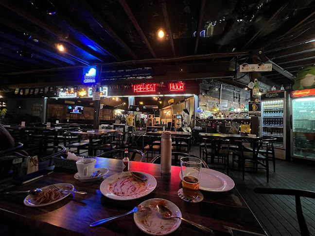 Happiest Hour Bar & Bistro - Singapore