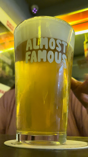 Opinii despre Almost Famous Bar în Singapore - Hospitality and gastronomy