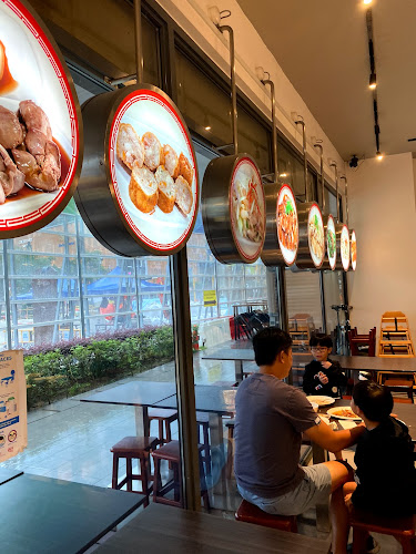 Sinn Ji Hainanese Chicken Rice