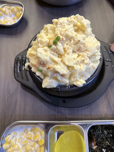 1 North Point Dr, B1-201,202, Singapore 768019