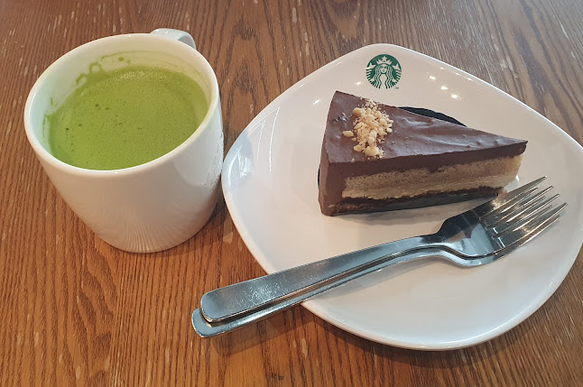 Starbucks Aperia - Singapore