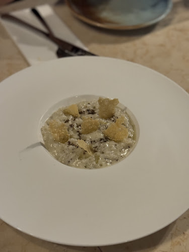 Opinii despre Loulou - French Cuisine & Wine Bar în Singapore - Hospitality and gastronomy