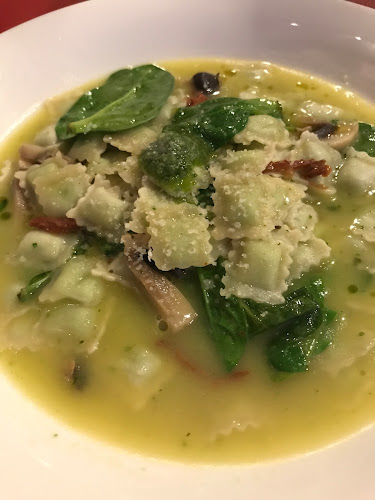 2 Pandan Valley, #01-206, Singapore 597626