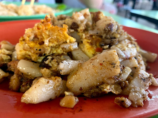 Song Zhou Fried Carrot Cake 萝卜糕 - Hospitality and gastronomy