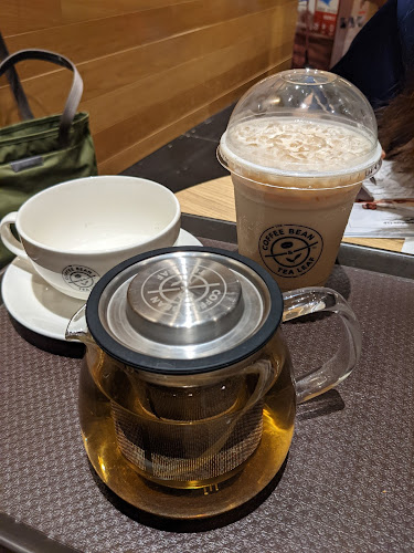 Comentarii opinii despre The Coffee Bean and Tea Leaf - West Mall