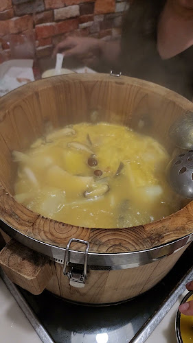 198 Geylang Rd, #02-04, Singapore 389263