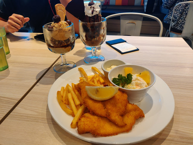 Opinii despre Swensen's @ Causeway Point în Singapore - Hospitality and gastronomy