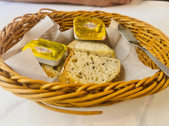 Opinii despre Allo French Restaurant în Singapore - Hospitality and gastronomy