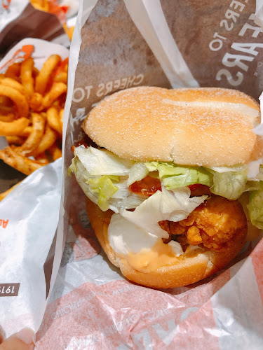 Opinii despre A&W Jewel Changi Airport în Singapore - Hospitality and gastronomy