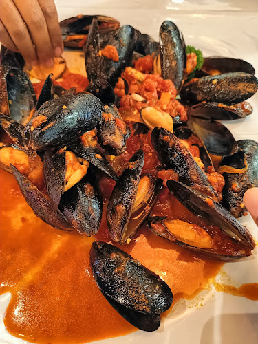 68 Orchard Rd, Plaza Singapura, #03-92, 238839