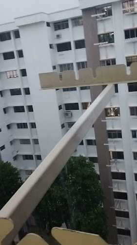 Geylang Lor 9 Fresh Frog Porridge - Singapore