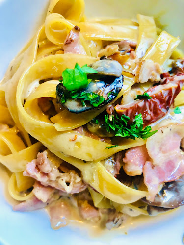 Opinii despre La Pizzaiola @ Jalan Riang în Singapore - Hospitality and gastronomy