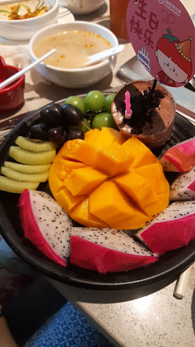 海底捞 Haidilao Hot Pot @Paya Lebar Quarter - Hospitality and gastronomy