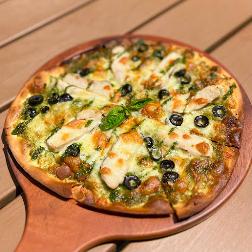 Comentarii opinii despre BistrOne36 at Tyrwhitt