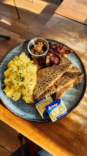 30C Loewen Rd, Singapore 248839