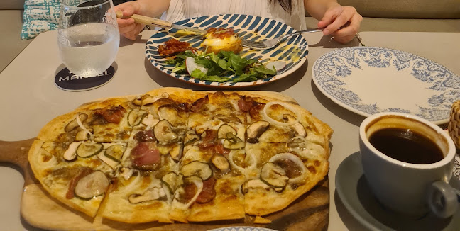 56 Eng Hoon St, #01-68, Singapore 160056