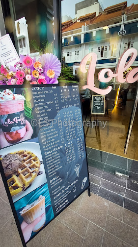 Lola Faye Cafe - Singapore