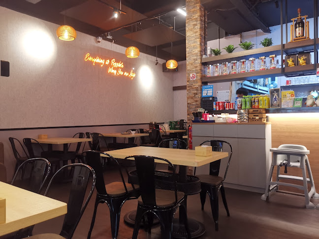 Thirteen BBQ Bar 十三烤吧