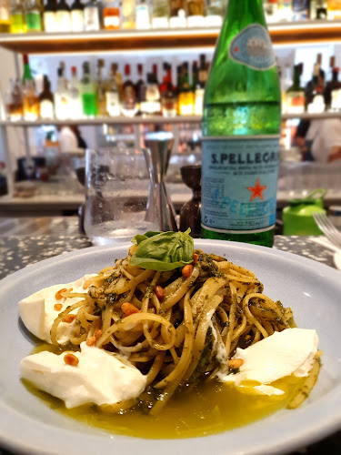 #01-13 Dempsey Rd, Blk 8, Singapore 247696