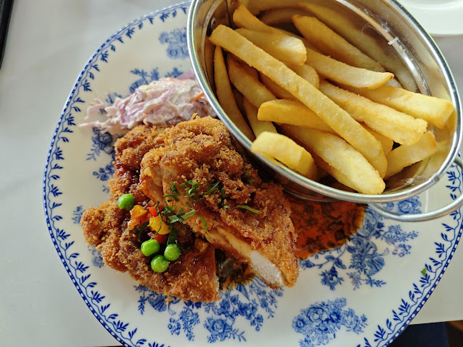 Tanglin Cookhouse (Paya Lebar Quarter) - Hospitality and gastronomy