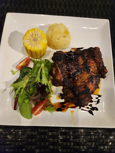 Comentarii opinii despre Mel's Place Restaurant & Bar