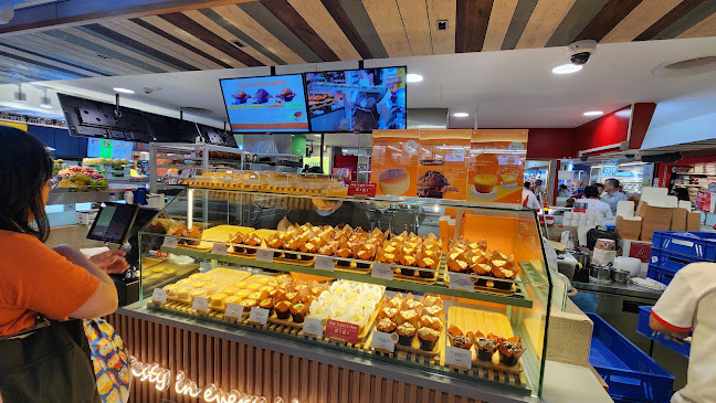 Butter & Cream Bakery (White Sands)