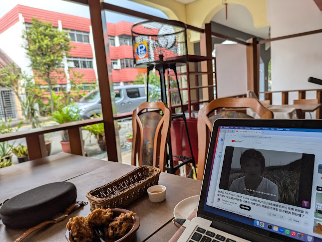 21 Lor Kilat, #01-01, Singapore 598123