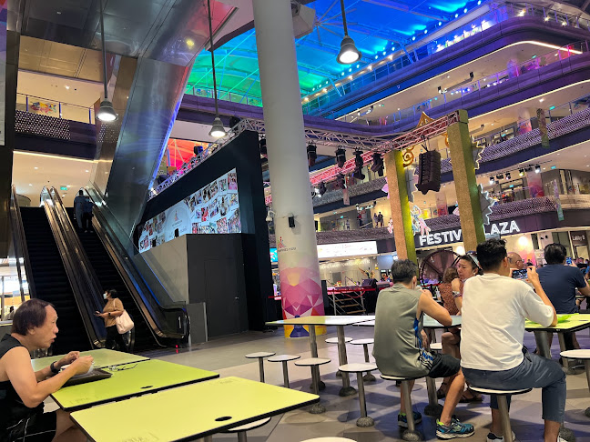 Comentarii opinii despre Hawker Centre @ Our Tampines Hub