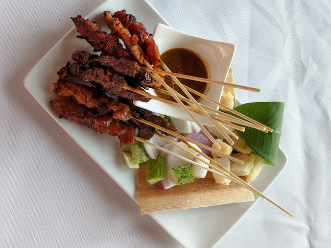 11 Laguna Golf Green, Singapore 488047