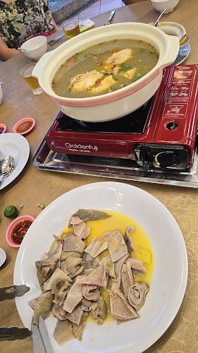 Comentarii opinii despre HONG KONG STREET MING ZHONG SEAFOOD 香港街(民众)海鲜