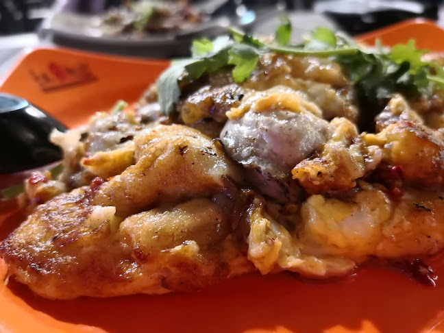 Chinatown Food Street - Singapore