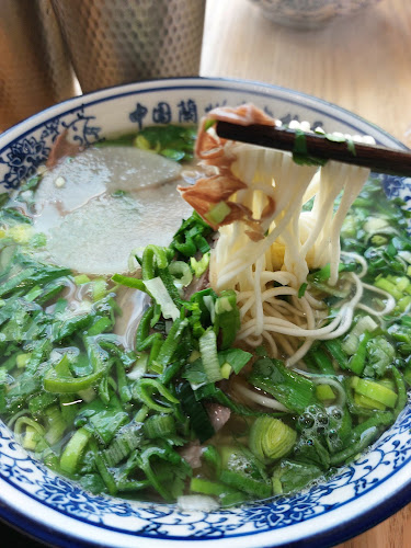 Opinii despre Tongue Tip Lanzhou Beef Noodles 舌尖尖 (Century Square) în Singapore - Hospitality and gastronomy