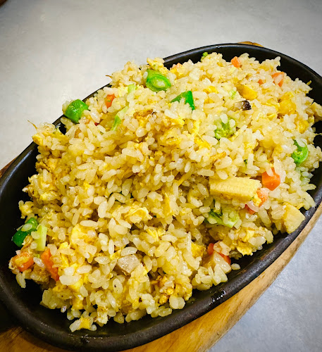 Wok Master Paya Lebar Square |Singapore Chinese Restaurant | Chili Crabs Curry Fish Head