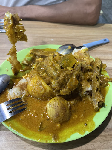 Deen Restaurant Indian Muslim Food - Singapore